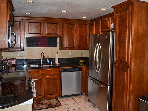 2nd image of 201 Woodland Pkwy Unit 146