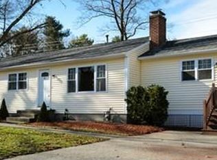 41 Smith St, Chelmsford, MA 01824