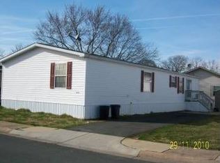 14614 Pan Am Ave, Chantilly, VA 20151