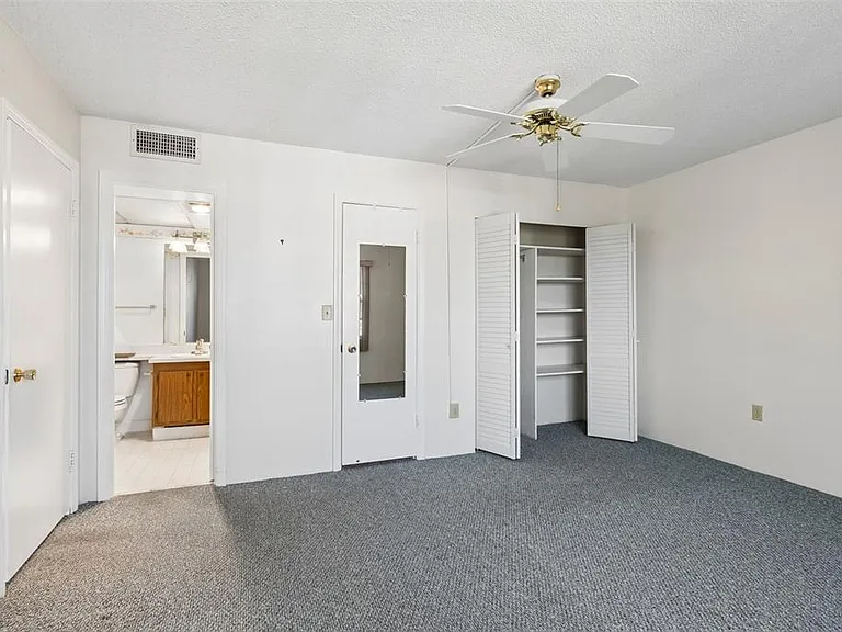 6960 20th Ave N #501 — Photo 31