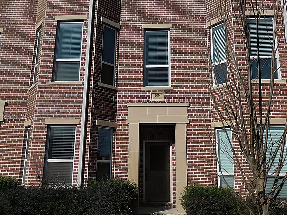 2nd image of 109 W Walters St