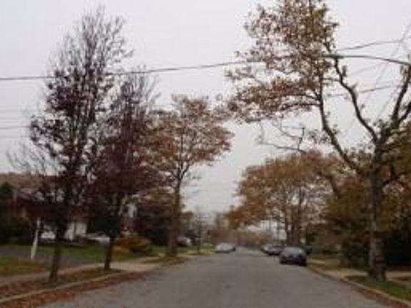 4th image of 957 Jerome St