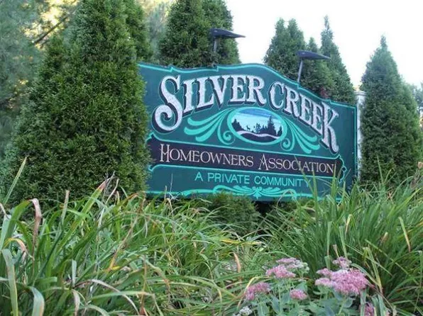 8365 Ridgeway Rd, Petoskey, MI 49770