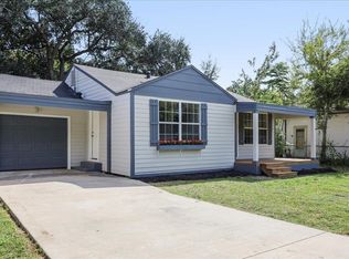 6162 East Dr, Groves, TX 77619