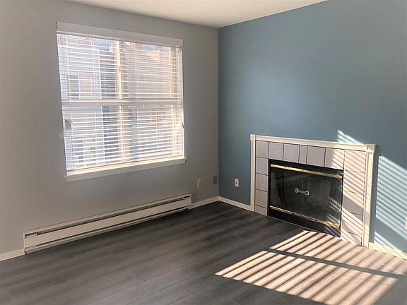 3rd image of 769 Hayes St APT 505