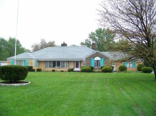 17141 Shurmer Rd, Strongsville, OH 44136