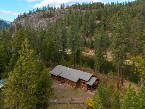 36 First Thought Loop, Laurier, WA 99146