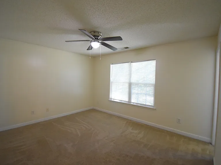 1431 Olde Justin Pl — Photo 16