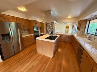 2435 Lake Ridge Shrs E, Reno, NV 89519