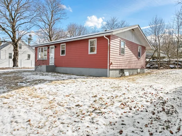 11 Anthony Dr, Cumberland, RI 02864