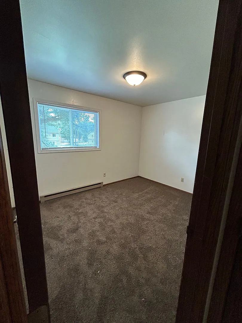 Two Bedroom Units located at 1816 Bloedel Ave in Schofield — Photo 4