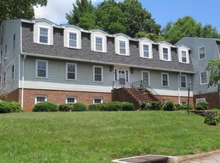 806 King James St SW, Roanoke, VA 24014