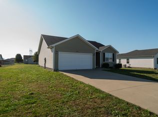 1365 Calgary Way, Bowling Green, KY 42101