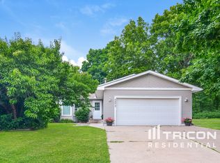5273 Lannon Ave NE, Albertville, MN 55301