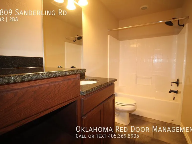 5809 Sanderling Rd — Photo 21