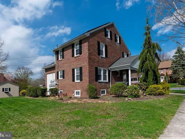 235 Pennsylvania Ave, Shillington, PA 19607