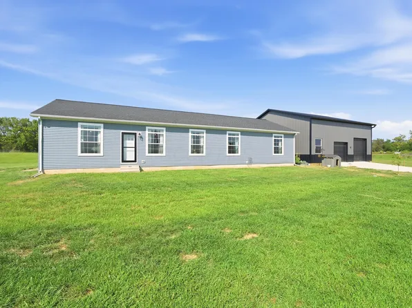 11144 Dingess Rd, Circleville, OH 43113