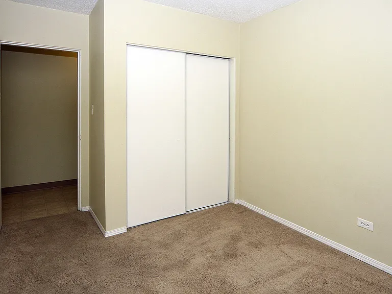 714 15th Ave SW — Photo 36