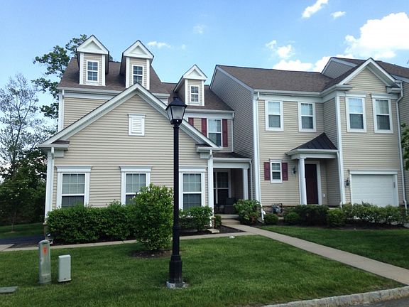 2nd image of 24 Brighton Dr