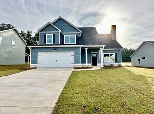 1061 Sawyer Dr, Opelika, AL 36801