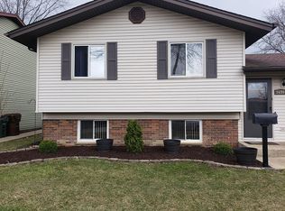 16908 Leclaire Ave, Oak Forest, IL 60452