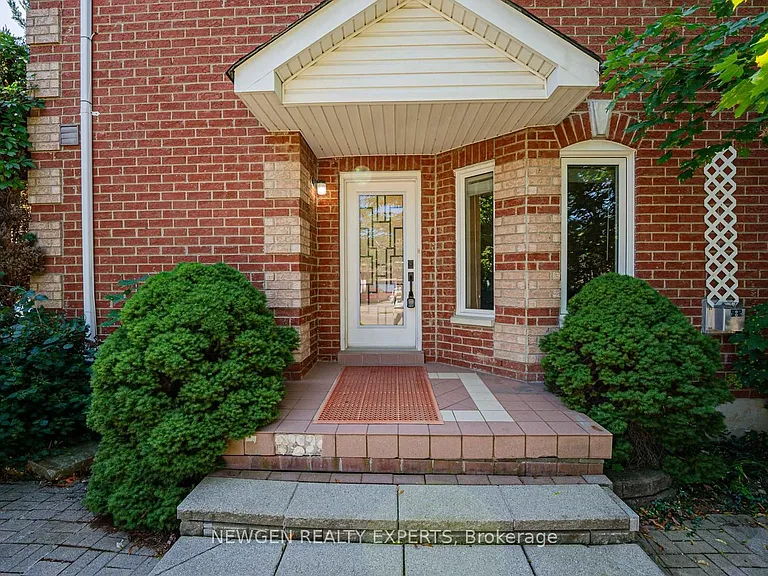 1 Kitto Ct — Photo 4