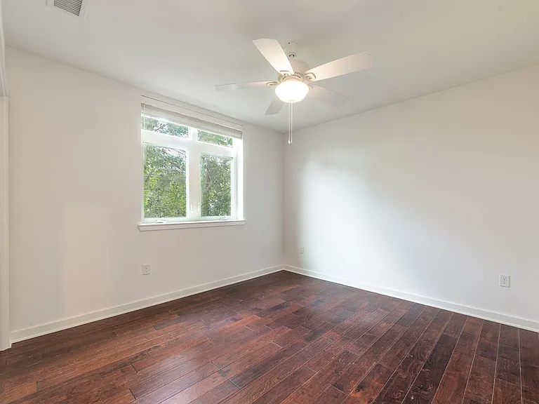 6700 Menchaca Rd #22 — Photo 5