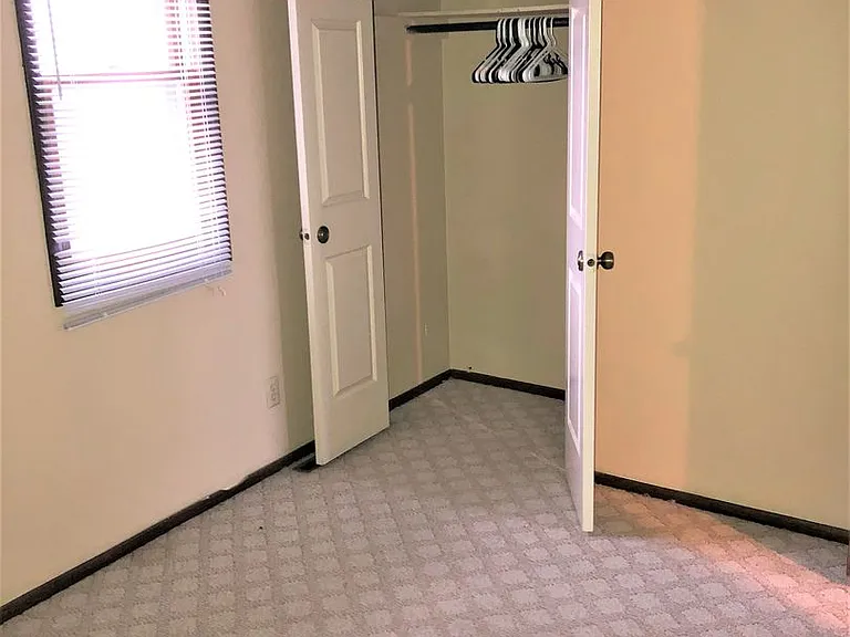 230 Harrison St — Photo 2