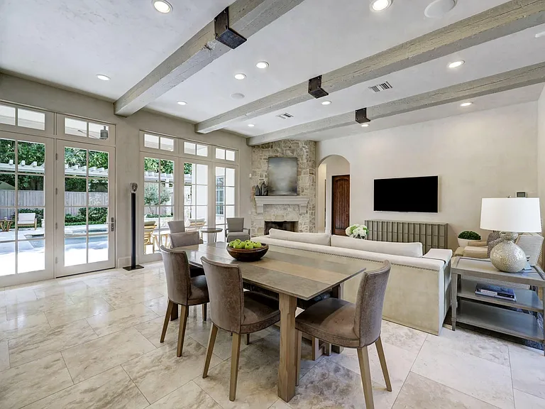 5610 Lynbrook Dr — Photo 16