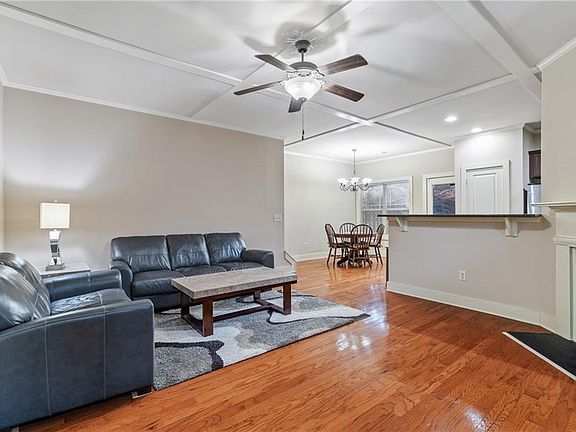 5th image of 1100 N Village Dr