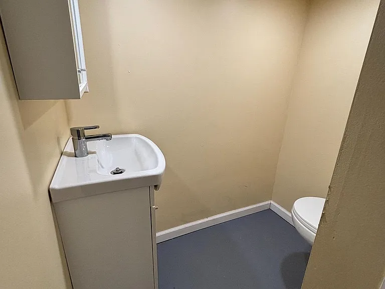 516 E Mayland St — Photo 18