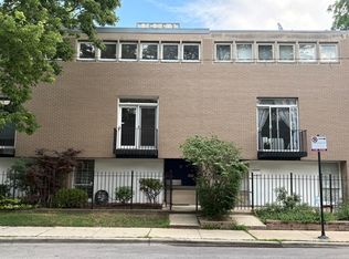5555 S Harper Ave, Chicago, IL