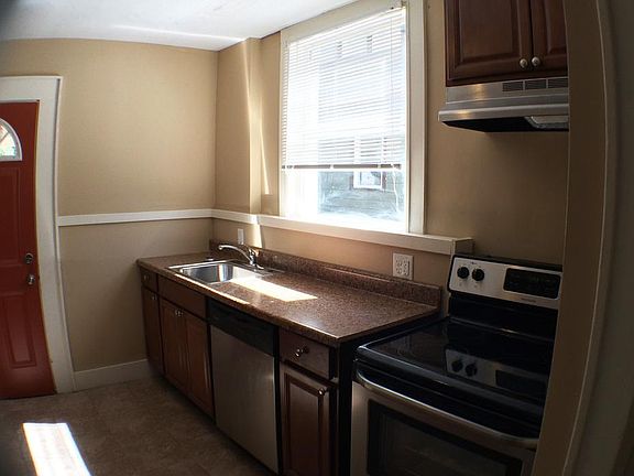 3rd image of 438 E 16th Ave #438