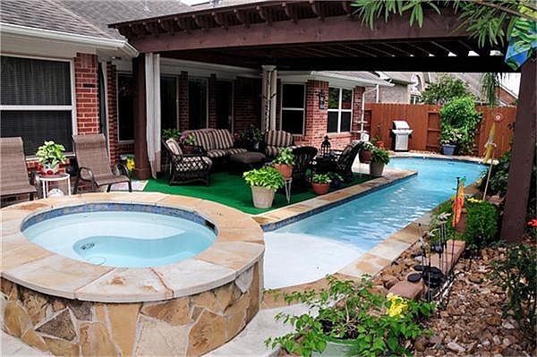 You will be on vacation every day in your backyard tropical paradise!