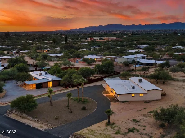 230 W Meadowbrook Dr, Oro Valley, AZ 85704