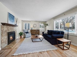 4713 Fairhills Rd W, Minnetonka, MN 55345