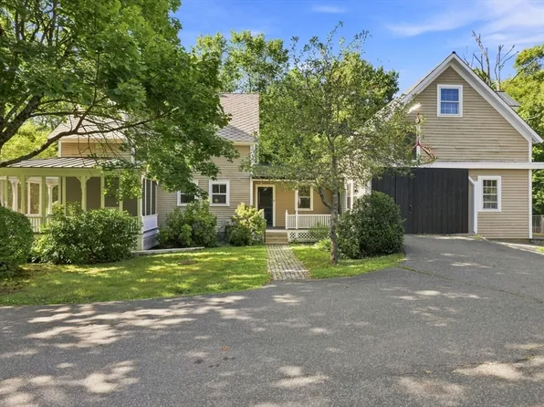 50 Rockwood Rd, Norfolk, MA 02056