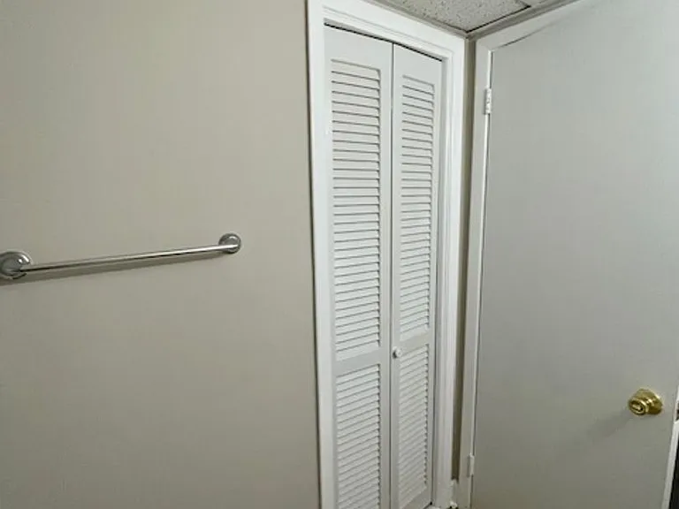 3820K W Country Club Rd — Photo 3