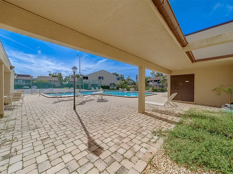 890 N Village Dr #103 — Photo 34