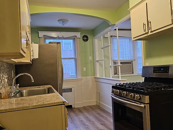 5th image of 1236 Gilham St