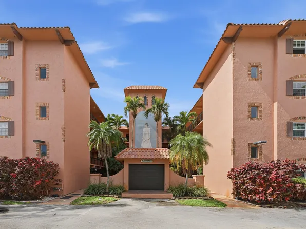 630 Tennis Club Drive #404, Fort Lauderdale, FL 33311