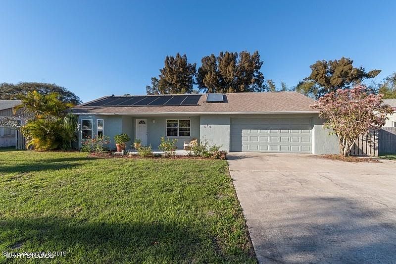 1st image of 690 Oak Park Cir