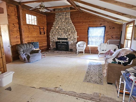 4th image of 9646 Ponderosa Ln