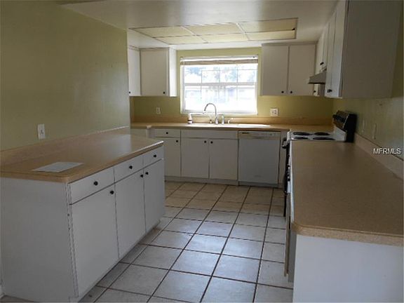 4th image of 14314 Promontory Point Pl