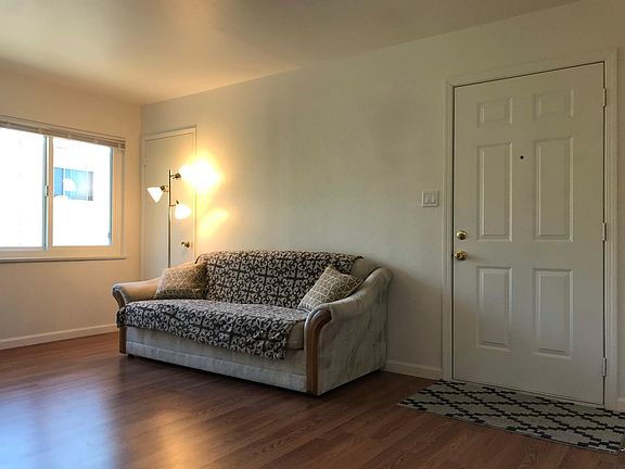 2nd image of 710 Amador St