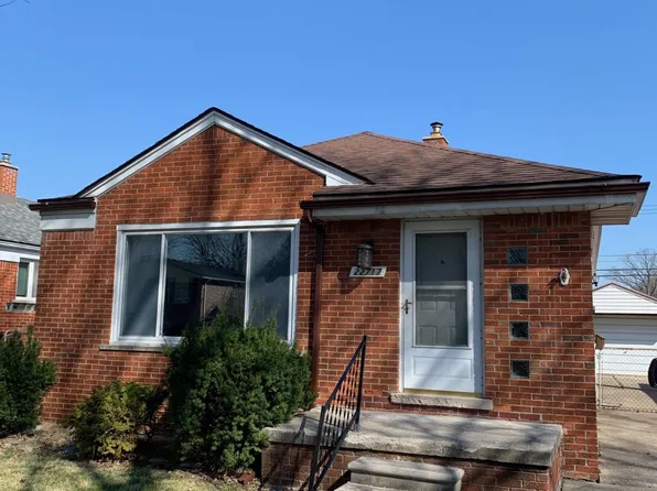 22717 Alger St, Saint Clair Shores, MI 48080