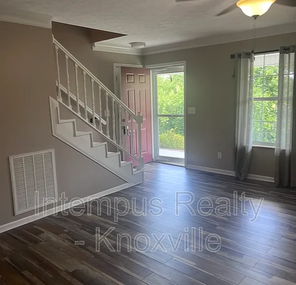 7728 Chapel Bend Dr — Photo 5