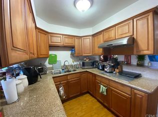 17121 McFadden Ave APT 15, Tustin, CA 92780