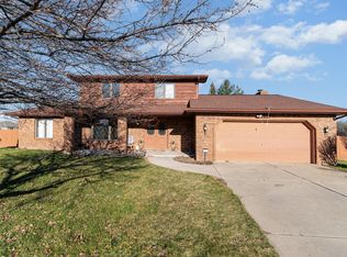 4690 Mackinaw Rd, Saginaw, MI 48603