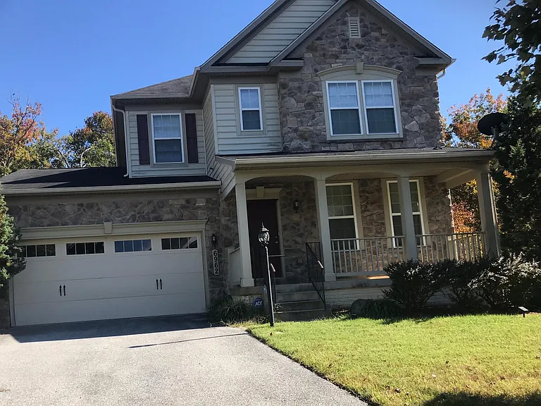 6962 Sparks Ct — Photo 1